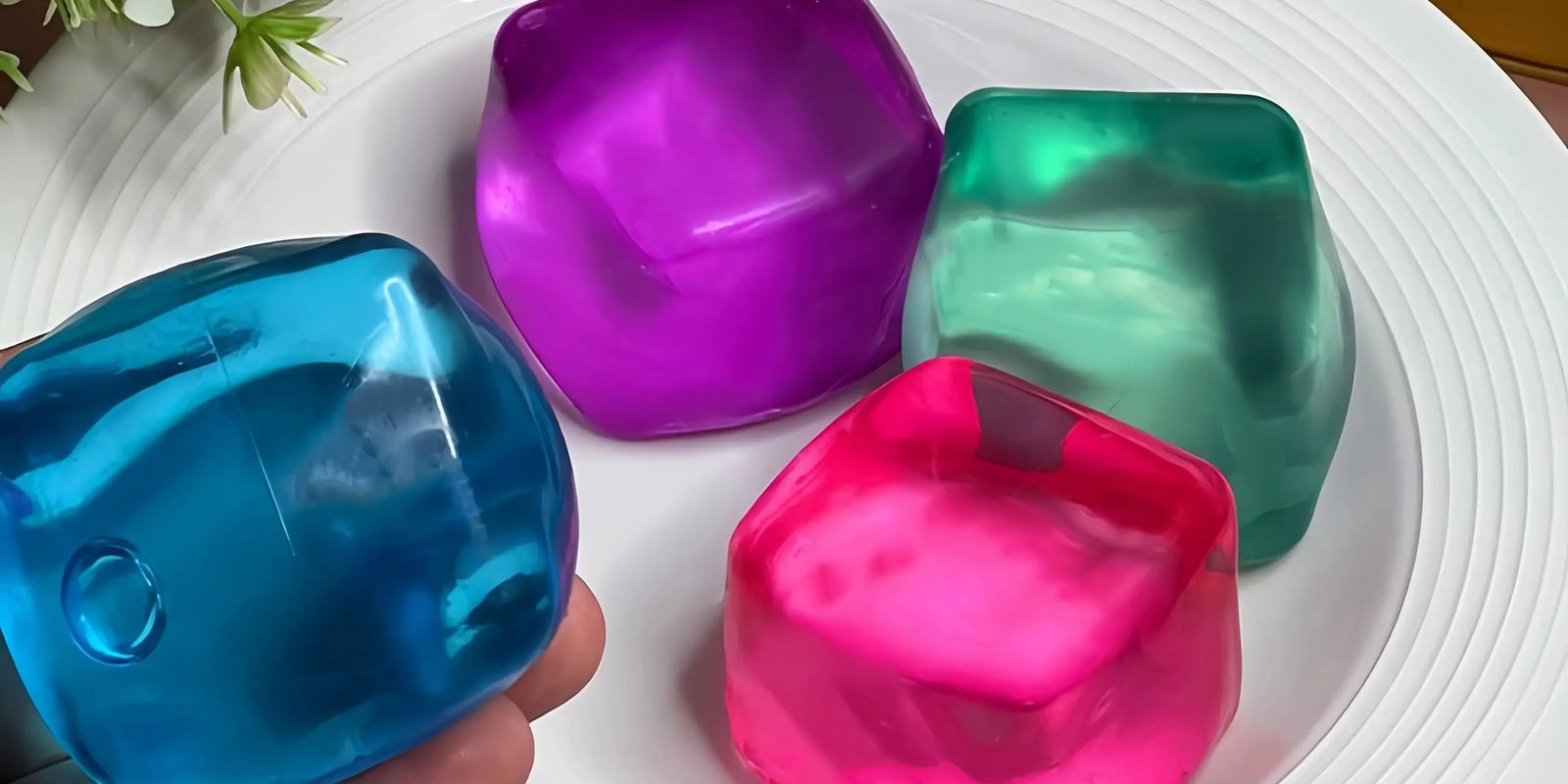 Squishy Toys Guide: Origins, Benefits & How to Choose