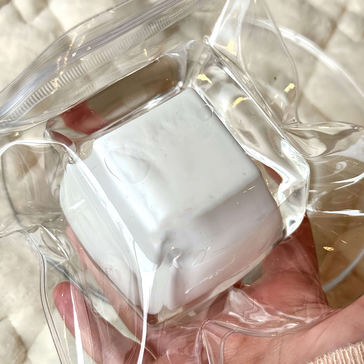 Flowing Sand Ice Block – Ultra Soft, Satisfying to Squeeze