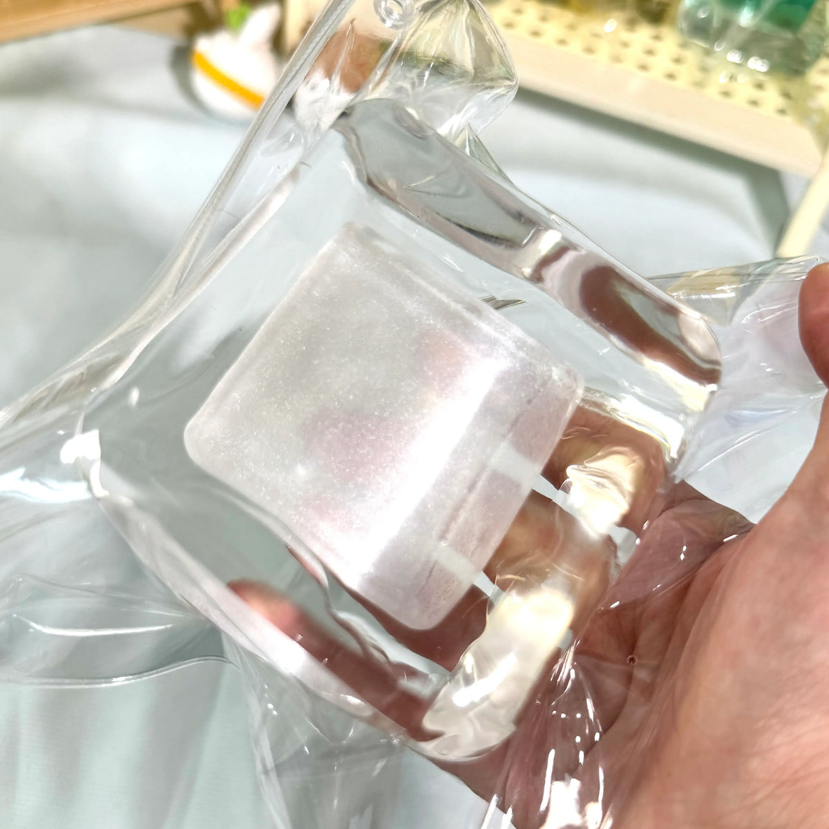 Flowing Sand Ice Block – Ultra Soft, Satisfying to Squeeze