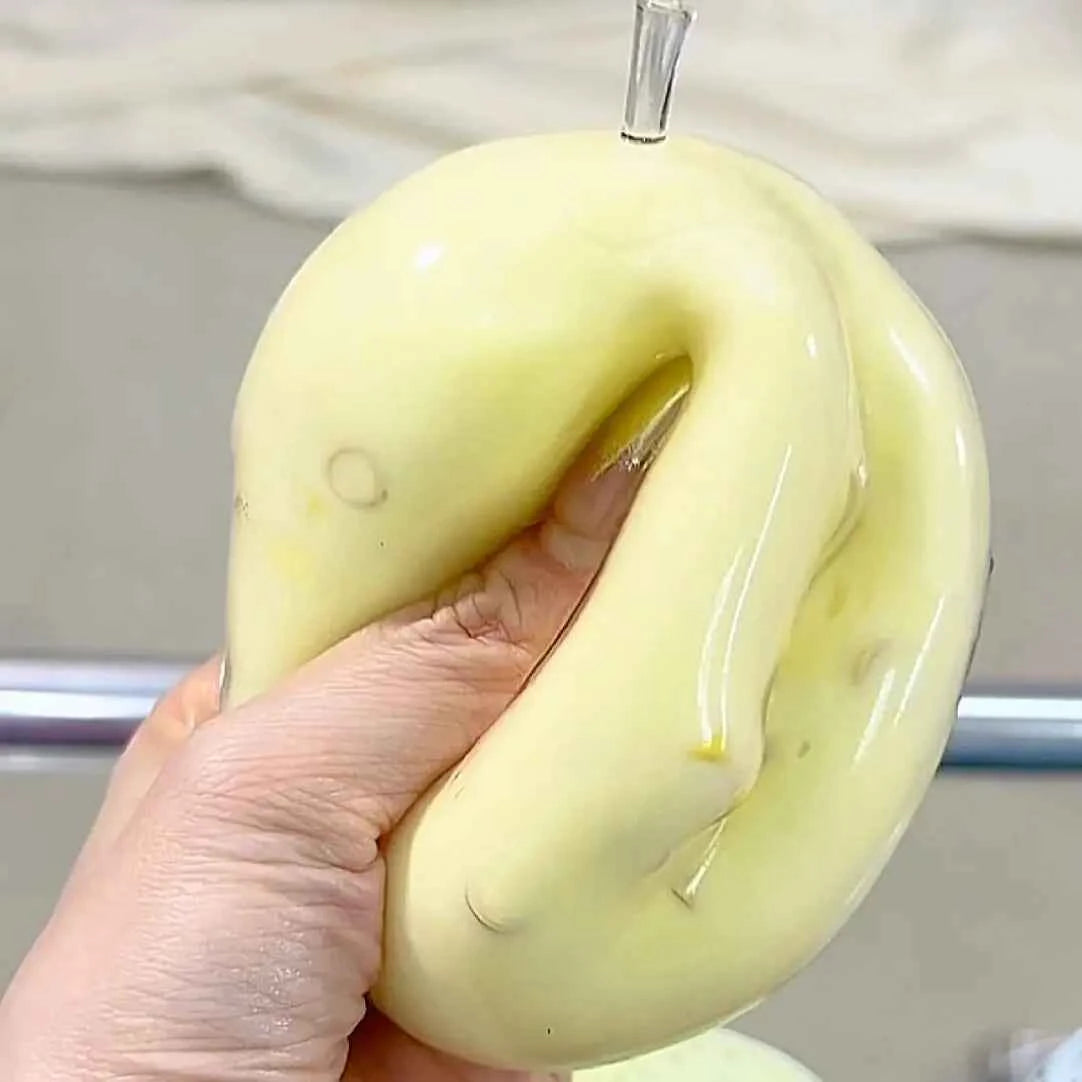 [CHIBOKI] Original Malleable Butter Apple Squishy Handmade Ball - Slow Rising Stress Relief Toy