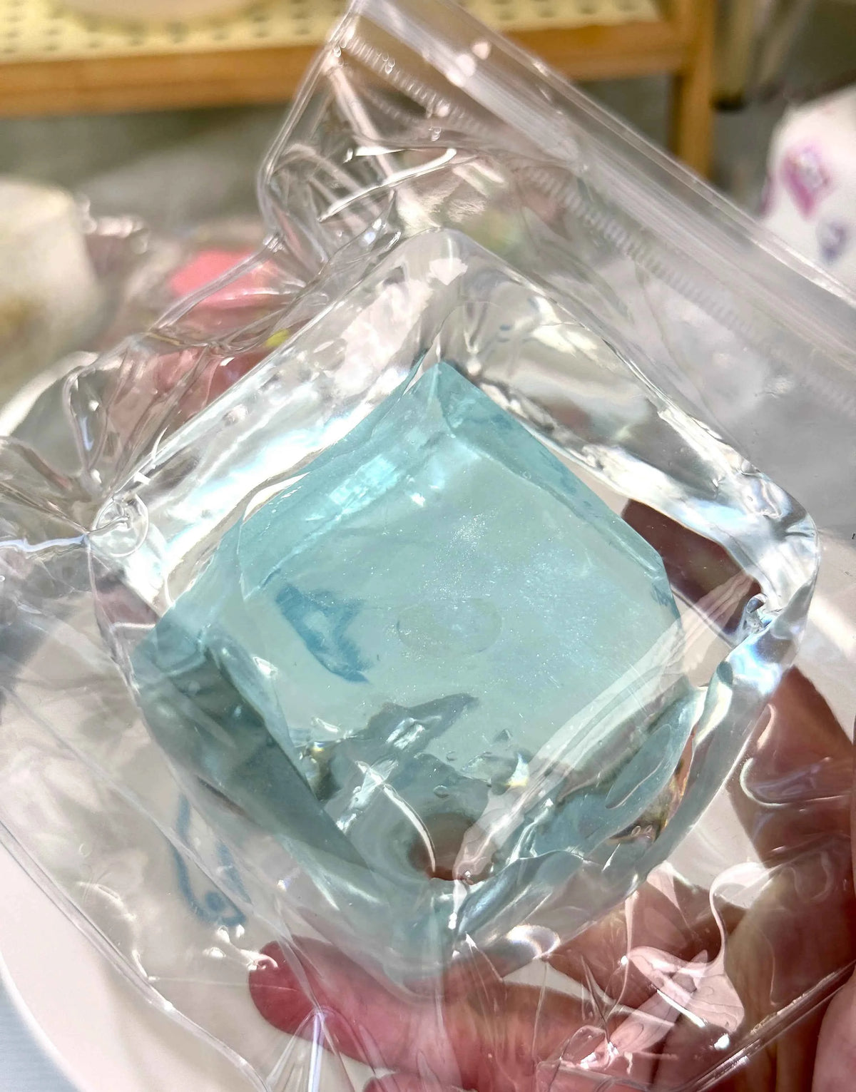 Flowing Sand Ice Block – Ultra Soft, Satisfying to Squeeze