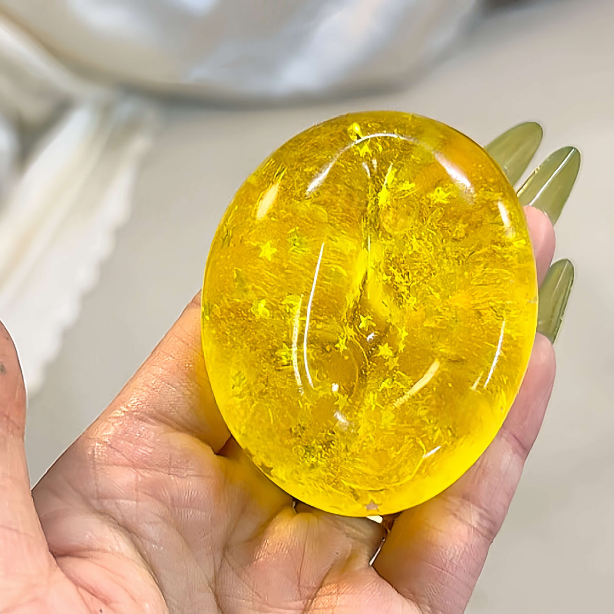 Golden star-shaped malleable creamy mini squishy for stress relief and sensory play