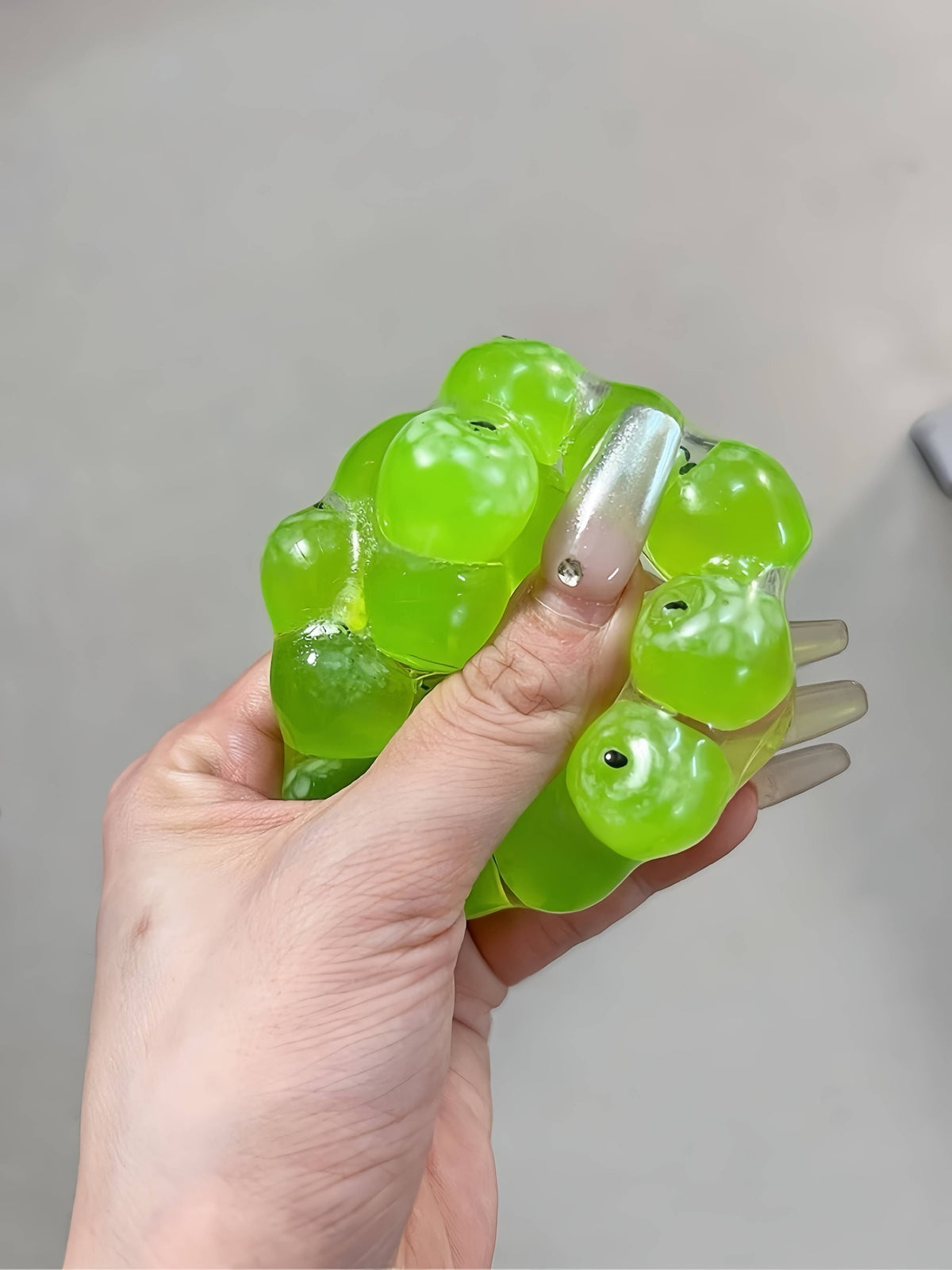 Handmade Luminous Green Apple Balls Pearl Squishy Ball - Vibrant Green Stress Relief Toy