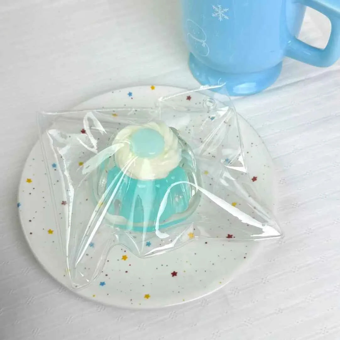 Quicksand Snow-top Pudding Squishy - Blue Little Pudding