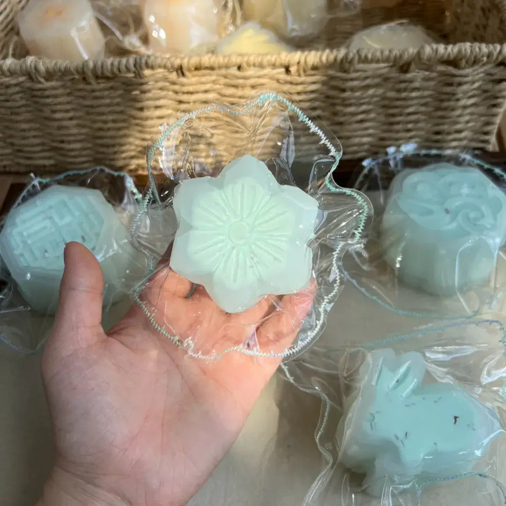 Handmade Snow Skin Mooncake Squishy Toy - Soft ASMR Stress Relief