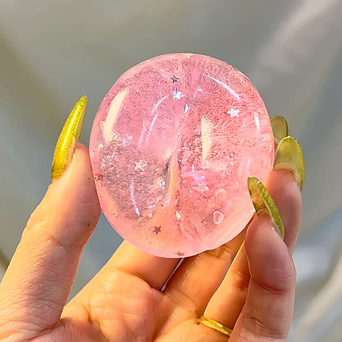 Ultra-soft pink star-patterned malleable creamy mini handmade stress relief squishy ball