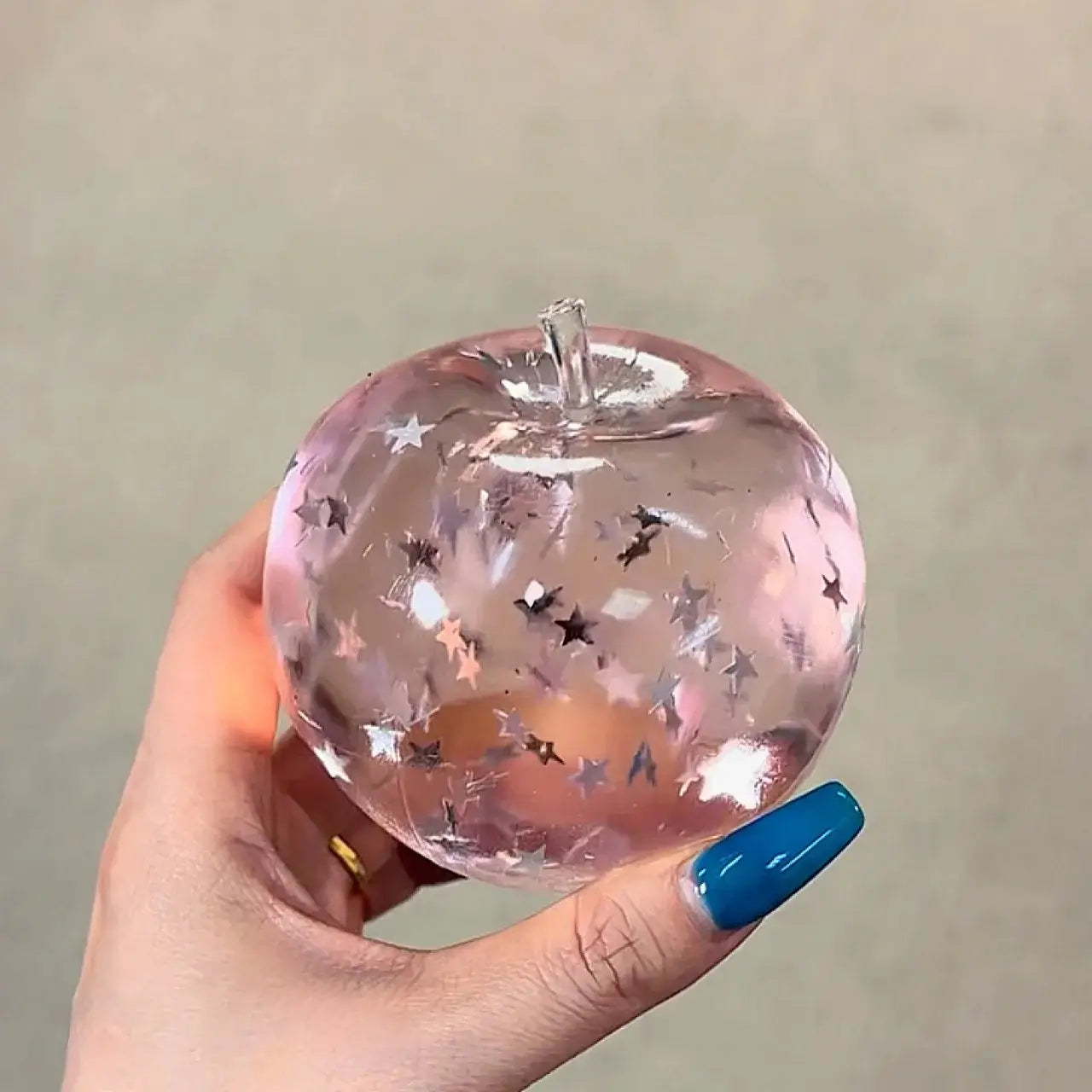 Chiboki Slushy Apple Squishy – Moldable Stress Ball
