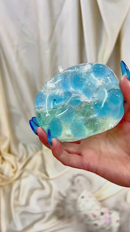 [CHIBOKI]The Crystal Apple – A Satisfying Squeeze for Every Mood